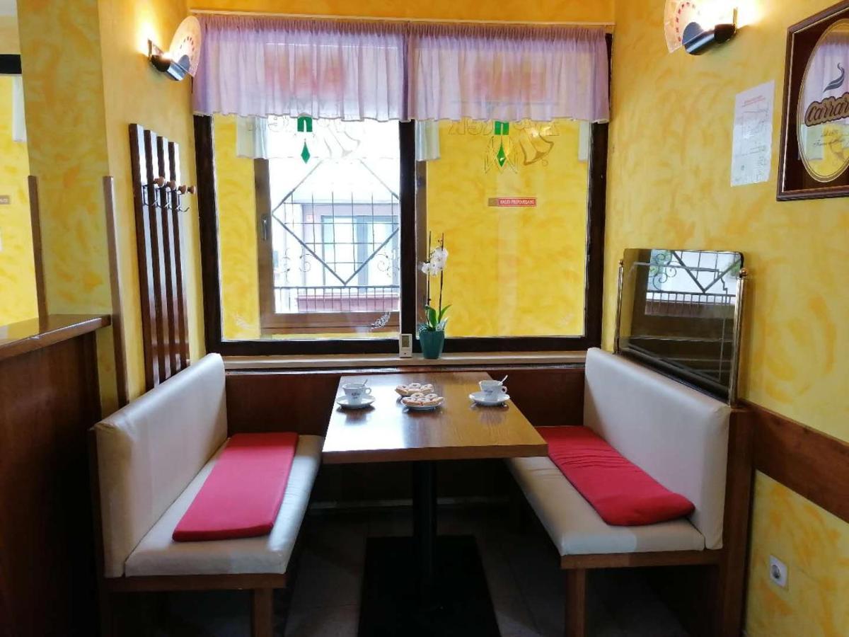 Apartment Modrina โคบาริด ภายนอก รูปภาพ