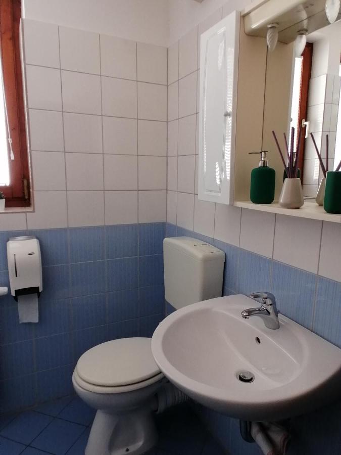 Apartment Modrina โคบาริด ภายนอก รูปภาพ