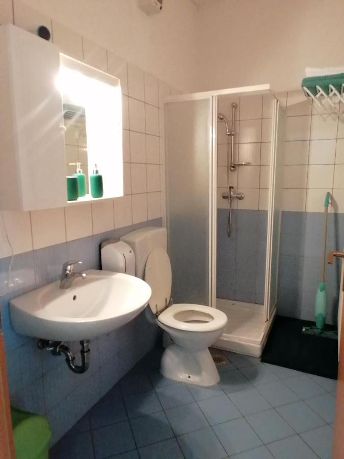 Apartment Modrina โคบาริด ภายนอก รูปภาพ